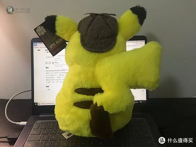 我的精灵球终于抓到皮卡丘啦！大侦探皮卡丘毛绒公仔测评