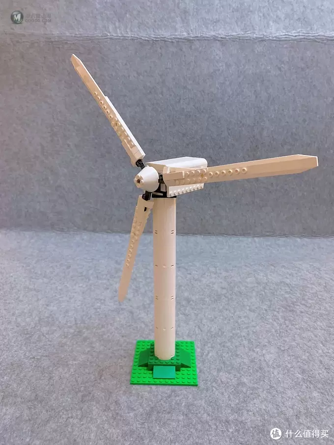 LEGO 7747 风力发电机运输车