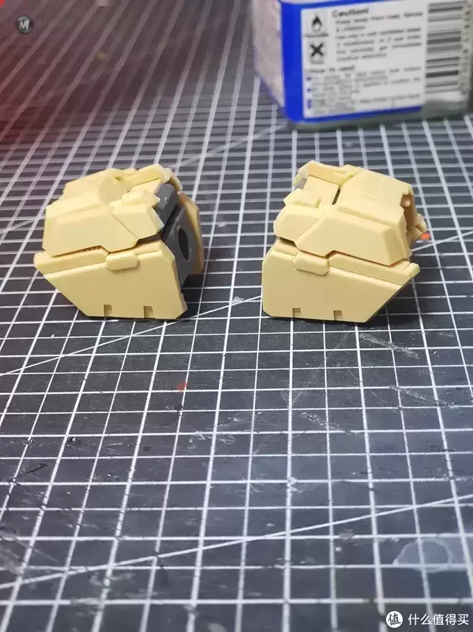 RX-78-02工作机涂装，就算一身绿，脑袋也绝不能绿