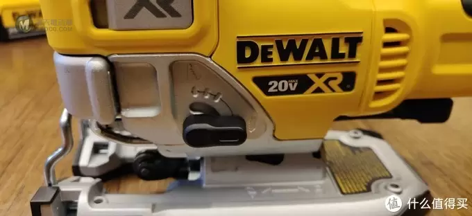 全网首发：魔改得伟DeWALT筋膜枪