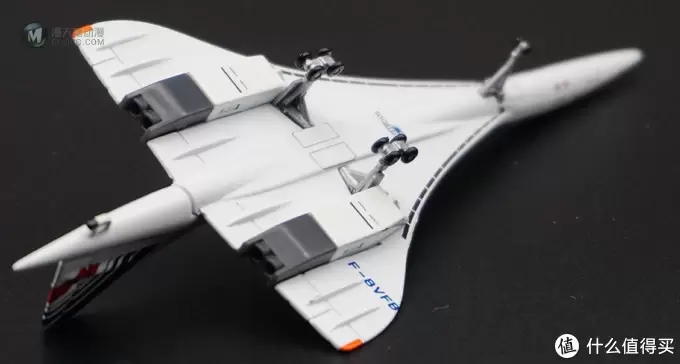 毕竟又快速又力量又优雅又科技：1/400协和模型
