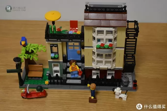 LEGO 乐高创意小街景系列 篇一：31065-公园的临街别墅（Park Street Townhouse）开箱