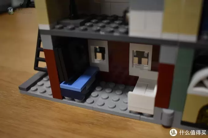 LEGO 乐高创意小街景系列 篇一：31065-公园的临街别墅（Park Street Townhouse）开箱