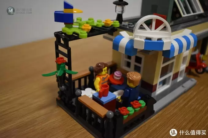 LEGO 乐高创意小街景系列 篇一：31065-公园的临街别墅（Park Street Townhouse）开箱