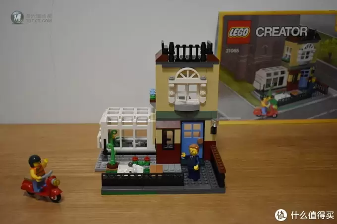 LEGO 乐高创意小街景系列 篇一：31065-公园的临街别墅（Park Street Townhouse）开箱