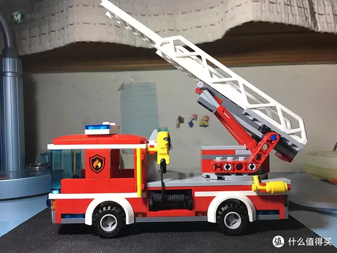 我的积木 篇一：#原创新人# LEGO 乐高 60106 消防入门 & 60107云梯消防车