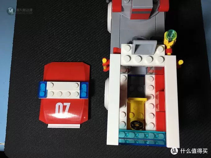 我的积木 篇一：#原创新人# LEGO 乐高 60106 消防入门 & 60107云梯消防车