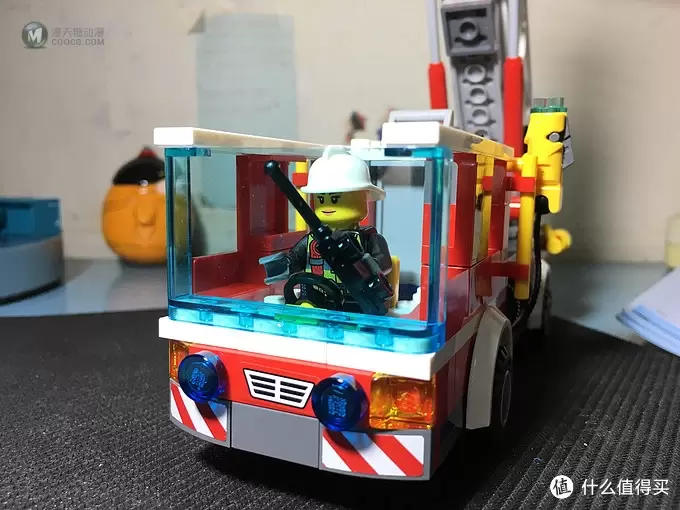 我的积木 篇一：#原创新人# LEGO 乐高 60106 消防入门 & 60107云梯消防车