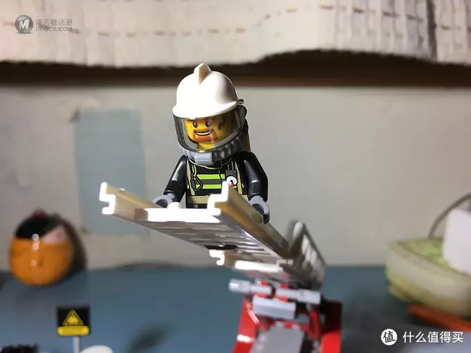 我的积木 篇一：#原创新人# LEGO 乐高 60106 消防入门 & 60107云梯消防车