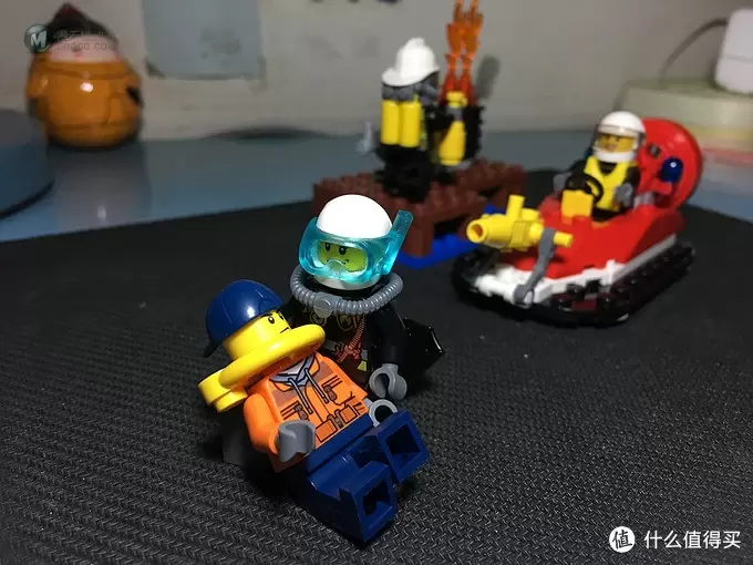 我的积木 篇一：#原创新人# LEGO 乐高 60106 消防入门 & 60107云梯消防车