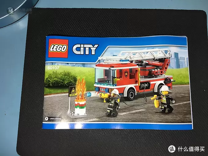 我的积木 篇一：#原创新人# LEGO 乐高 60106 消防入门 & 60107云梯消防车