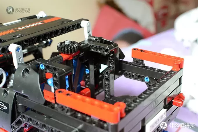 从得高到乐高-一不小心就掉坑里：decool 得高积木 3341 & LEGO 乐高42030 玩具