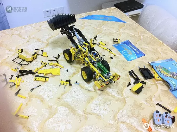 从得高到乐高-一不小心就掉坑里：decool 得高积木 3341 & LEGO 乐高42030 玩具