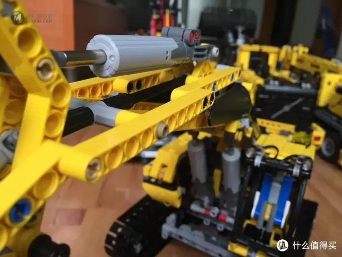遥控乐高拼拼乐 — 不追高价绝！异色全遥控终极版LEGO 乐高 Ultimate 8043