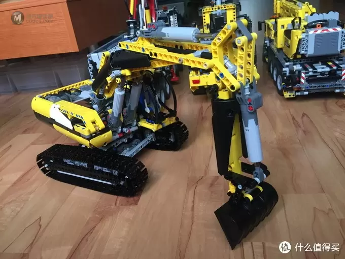遥控乐高拼拼乐 — 不追高价绝！异色全遥控终极版LEGO 乐高 Ultimate 8043