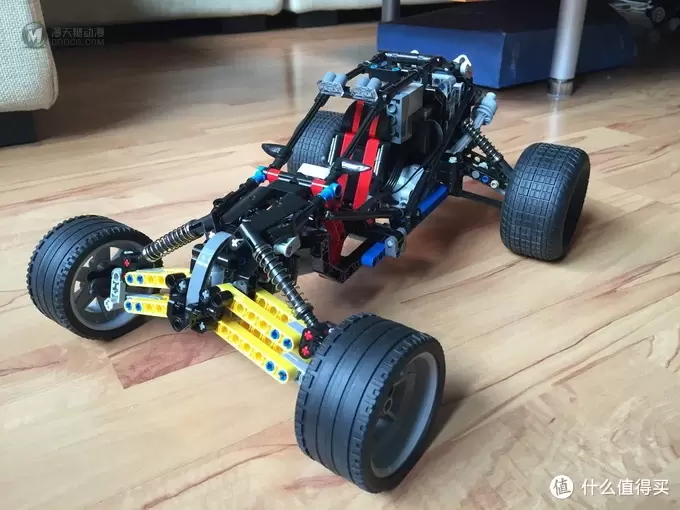 遥控乐高拼拼乐 — 复刻 Lego 乐高 荒川 Lightling Buggy 沙漠赛车