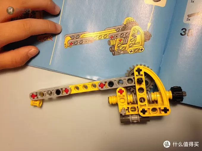 乐高这个大坑 篇四：科技组启蒙！LEGO 乐高 Technic 42031 车载式吊车