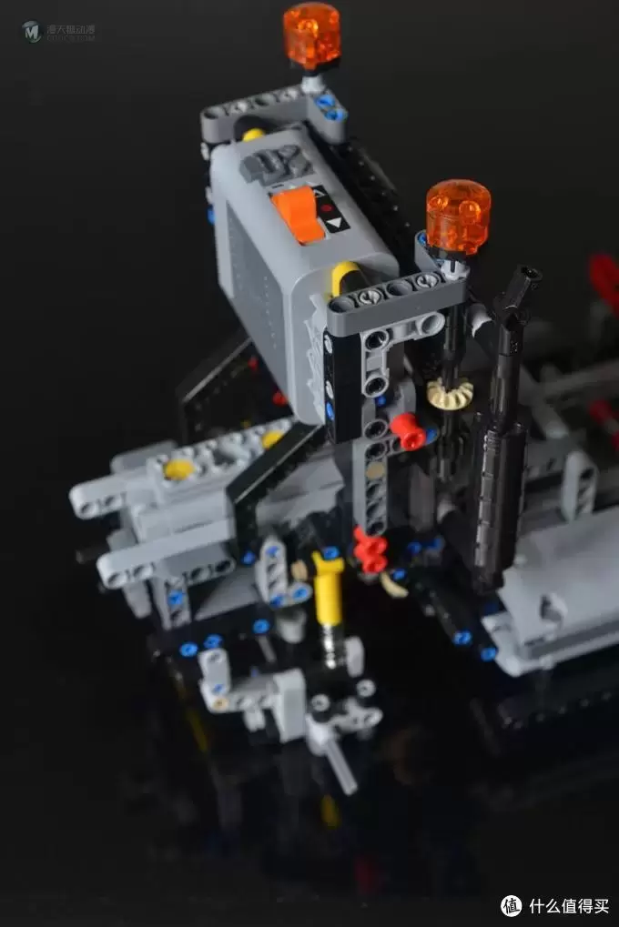 一个大龄少年的乐高之旅 篇三：LEGO 乐高 42043 卡车 伪开箱及B模式搭建过程
