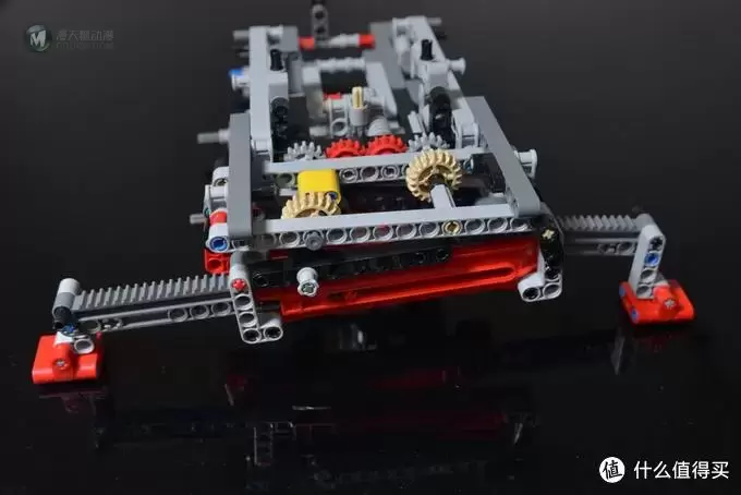 一个大龄少年的乐高之旅 篇三：LEGO 乐高 42043 卡车 伪开箱及B模式搭建过程