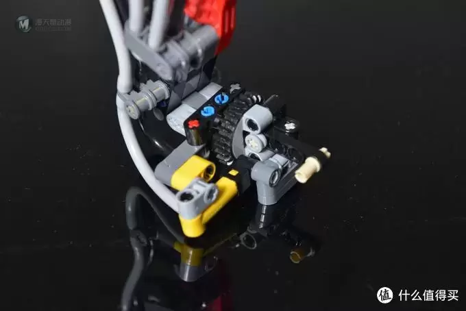 一个大龄少年的乐高之旅 篇三：LEGO 乐高 42043 卡车 伪开箱及B模式搭建过程