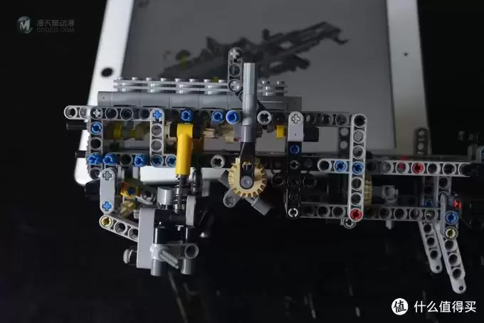 一个大龄少年的乐高之旅 篇三：LEGO 乐高 42043 卡车 伪开箱及B模式搭建过程