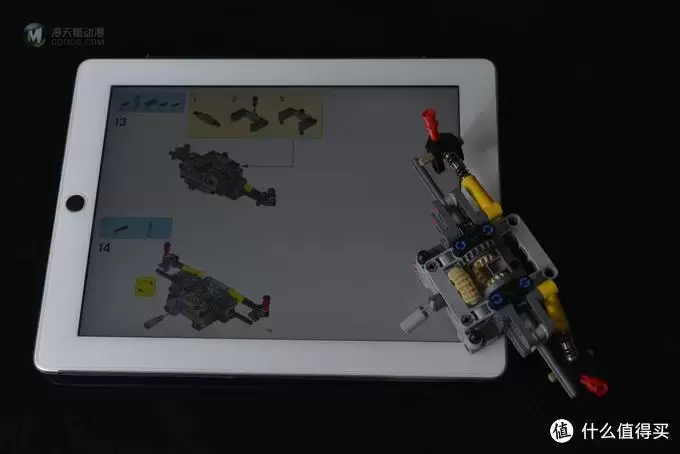 一个大龄少年的乐高之旅 篇三：LEGO 乐高 42043 卡车 伪开箱及B模式搭建过程
