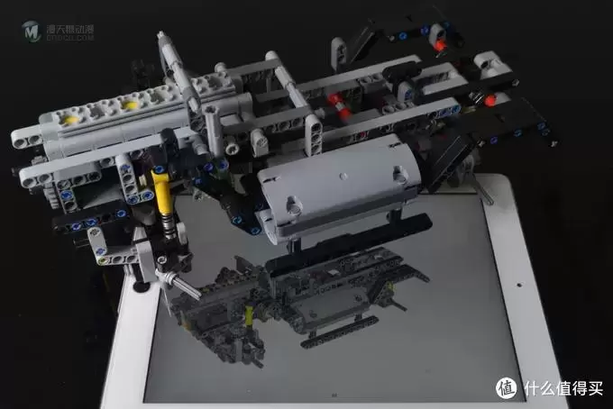 一个大龄少年的乐高之旅 篇三：LEGO 乐高 42043 卡车 伪开箱及B模式搭建过程