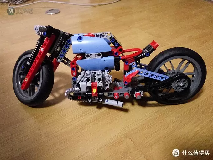 浅坑入乐高 篇三：LEGO 42036 赛道摩托A+B模式
