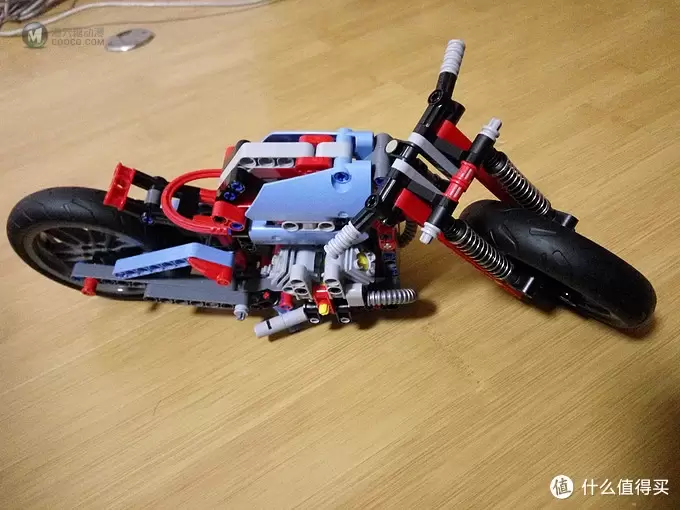 浅坑入乐高 篇三：LEGO 42036 赛道摩托A+B模式