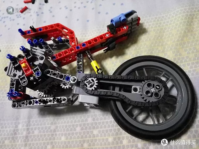 浅坑入乐高 篇三：LEGO 42036 赛道摩托A+B模式