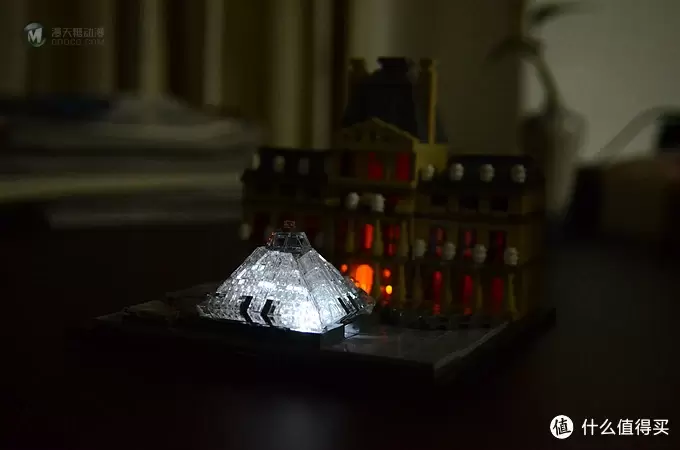 LEGO 乐高 建筑系列——卢浮宫倩影