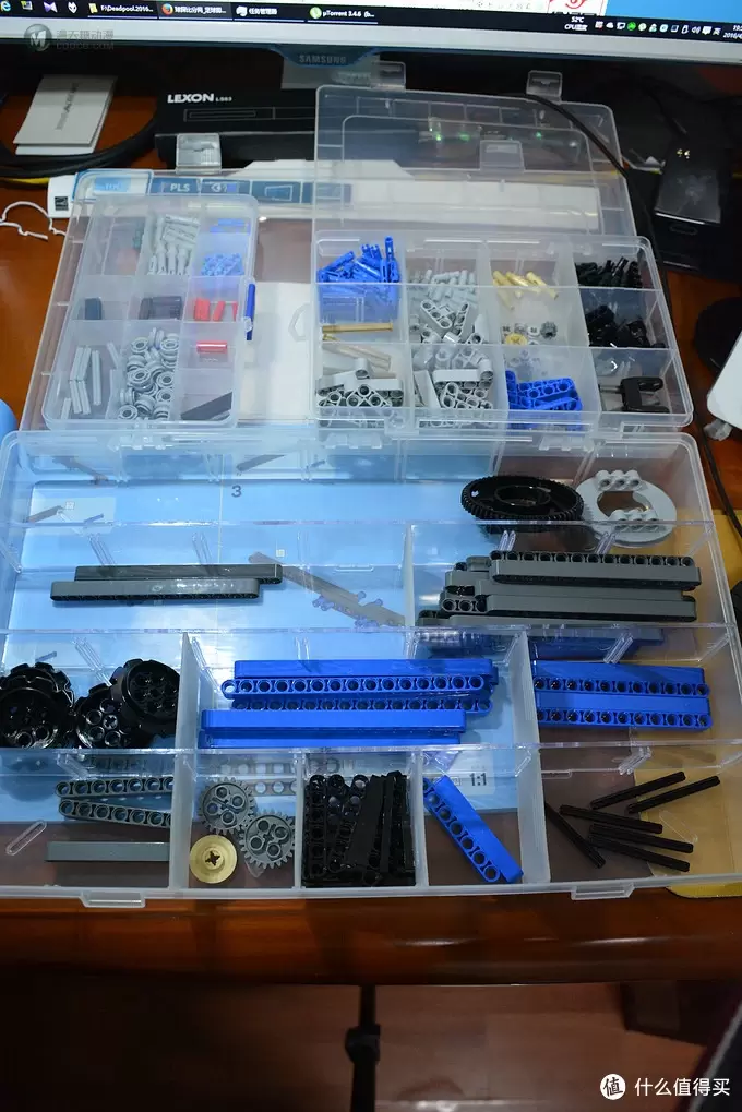 相见恨晚的“玩具 ”——LEGO 乐高 机械组42042 蓝色大吊车拼装心得和结构小究