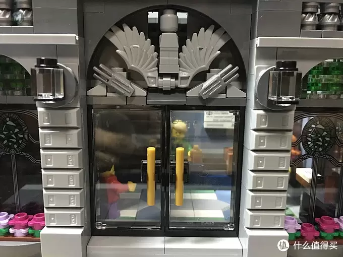 入坑只选值的：LEGO 乐高 10251 转角银行