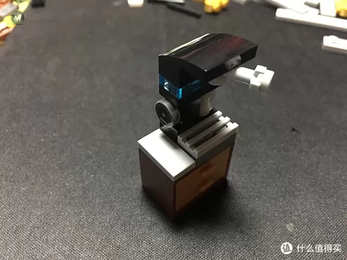 入坑只选值的：LEGO 乐高 10251 转角银行