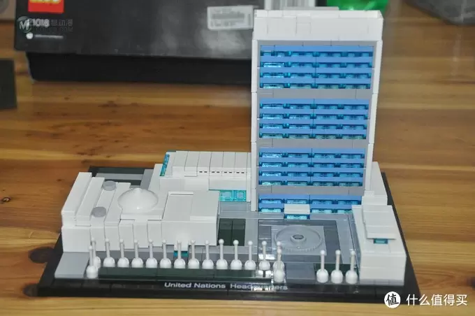 单反毁一生，LEGO穷三代 篇五十九：#本站首晒# LEGO 21018 United Nations Headquarters 联合国总部大厦