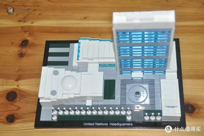 单反毁一生，LEGO穷三代 篇五十九：#本站首晒# LEGO 21018 United Nations Headquarters 联合国总部大厦
