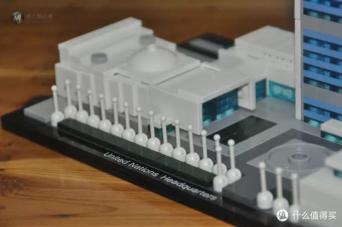 单反毁一生，LEGO穷三代 篇五十九：#本站首晒# LEGO 21018 United Nations Headquarters 联合国总部大厦