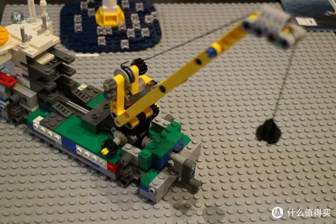 超限定套组 LEGO 乐高 4002015 德国博尔库姆岩盘海上风力发电场1（风车+自升式平台）