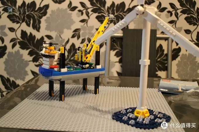 超限定套组 LEGO 乐高 4002015 德国博尔库姆岩盘海上风力发电场1（风车+自升式平台）