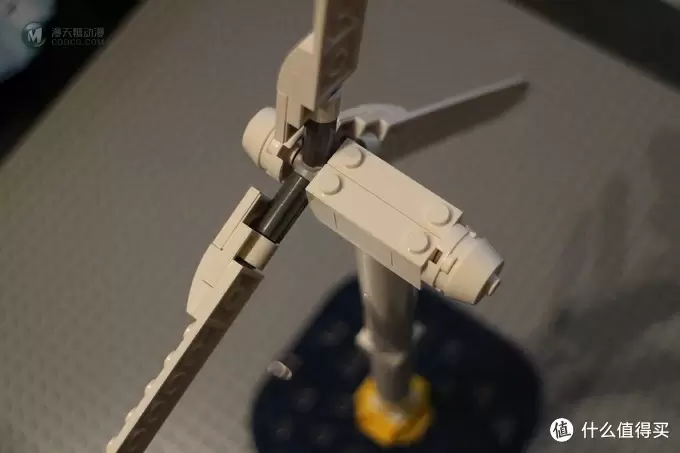 超限定套组 LEGO 乐高 4002015 德国博尔库姆岩盘海上风力发电场1（风车+自升式平台）