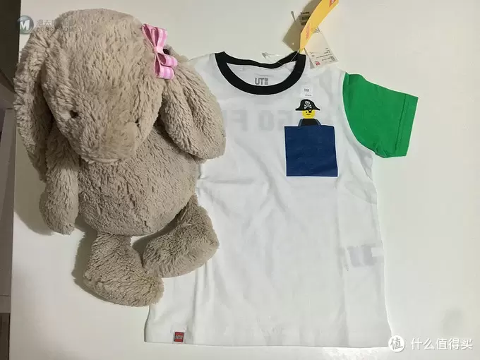 娱乐装扮两不误：优衣库&乐高合作款儿童T恤+拼砌包