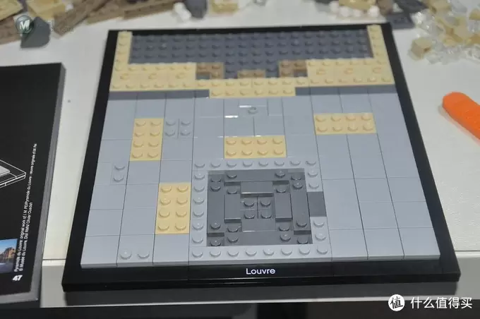 单反毁一生，LEGO穷三代 篇五十八：LEGO 21024 Architecture Louvre 卢浮宫 附亮灯改造