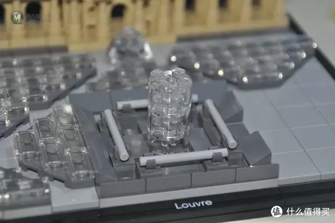 单反毁一生，LEGO穷三代 篇五十八：LEGO 21024 Architecture Louvre 卢浮宫 附亮灯改造