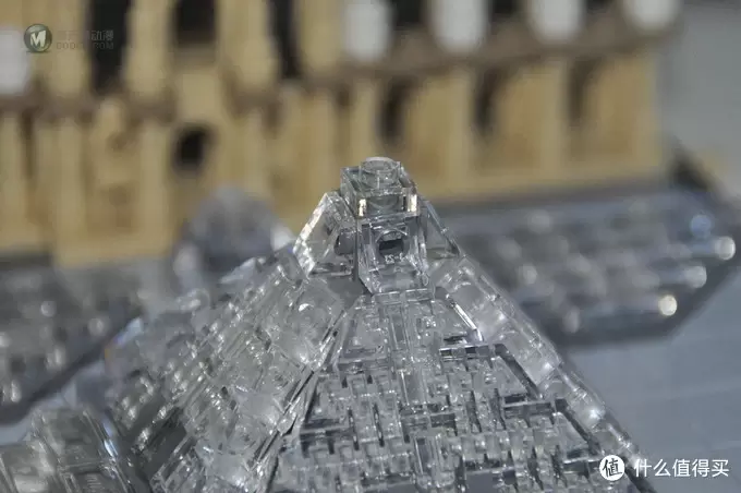 单反毁一生，LEGO穷三代 篇五十八：LEGO 21024 Architecture Louvre 卢浮宫 附亮灯改造