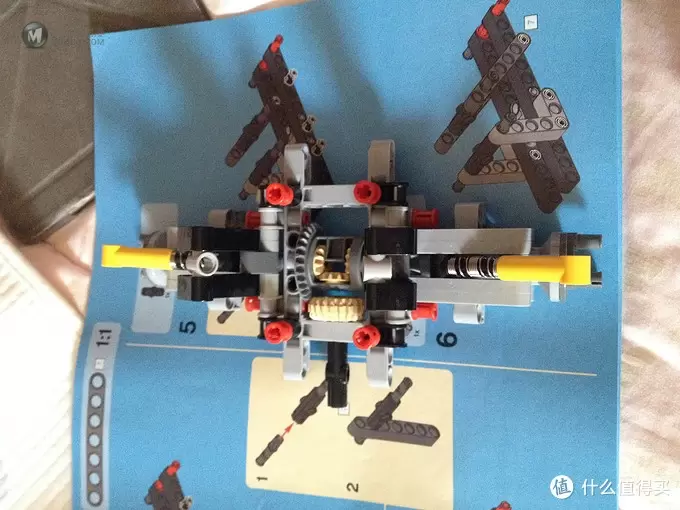 我的乐高科技坑 篇一：LEGO 乐高 TECHNIC 42029 Customized Pick up Truck