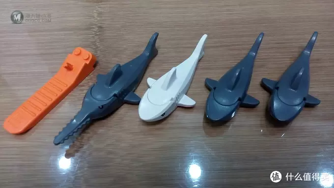#本站首晒# 将社会主义红旗插遍全世界 — 乐高 60095 深海探险科考船 评测