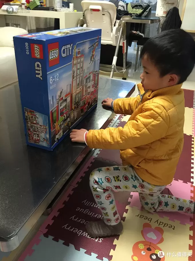 乐高是个坑 篇一：#本站首晒# 乐高2016年新品60110消防总局
