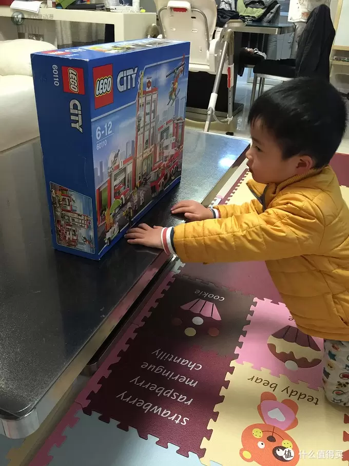 乐高是个坑 篇一：#本站首晒# 乐高2016年新品60110消防总局