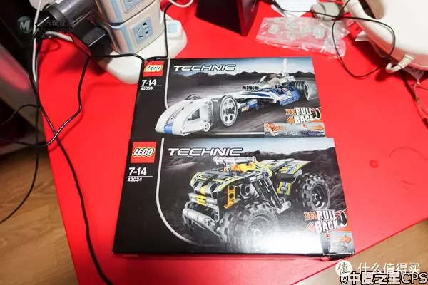 入坑我的第一批乐高1+1=3：LEGO 乐高 Technic 机械组 42034 四轮越野摩托车&42033 Technic 巅峰赛车