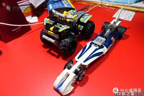 入坑我的第一批乐高1+1=3：LEGO 乐高 Technic 机械组 42034 四轮越野摩托车&42033 Technic 巅峰赛车